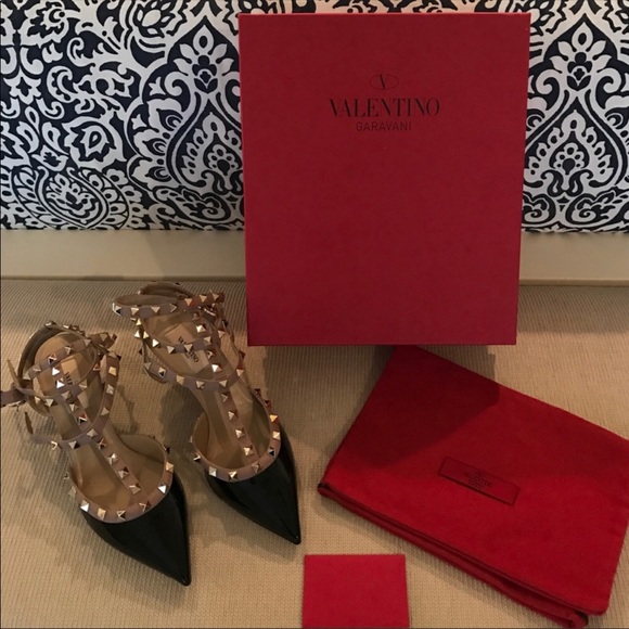 Valentino Shoes - Valentino Rockstud Pointy Toe Pump